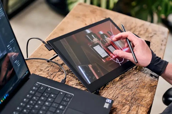 Wacom-Movink-and_Wieger_Poutsma_8