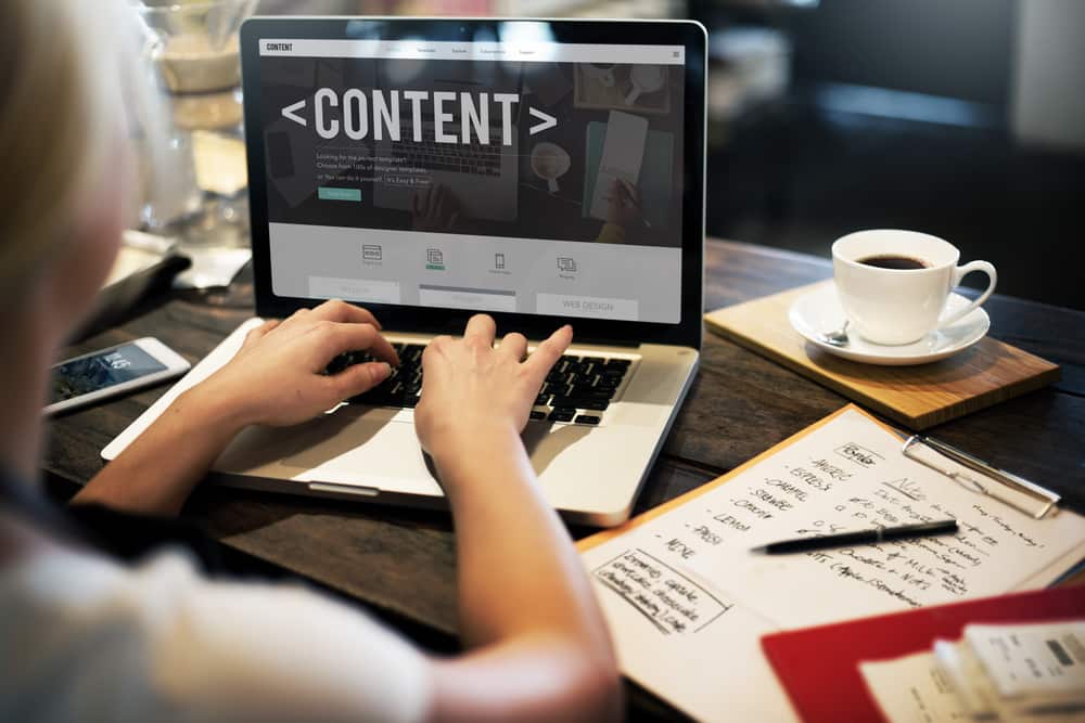 opentext-web-cms-screen4 Dynamic Content