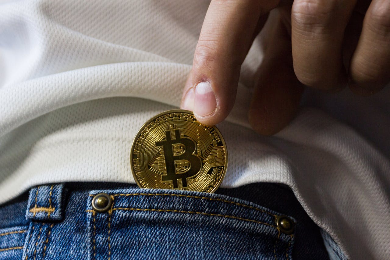 crypto-gas-fee-pexels-worldspectrum